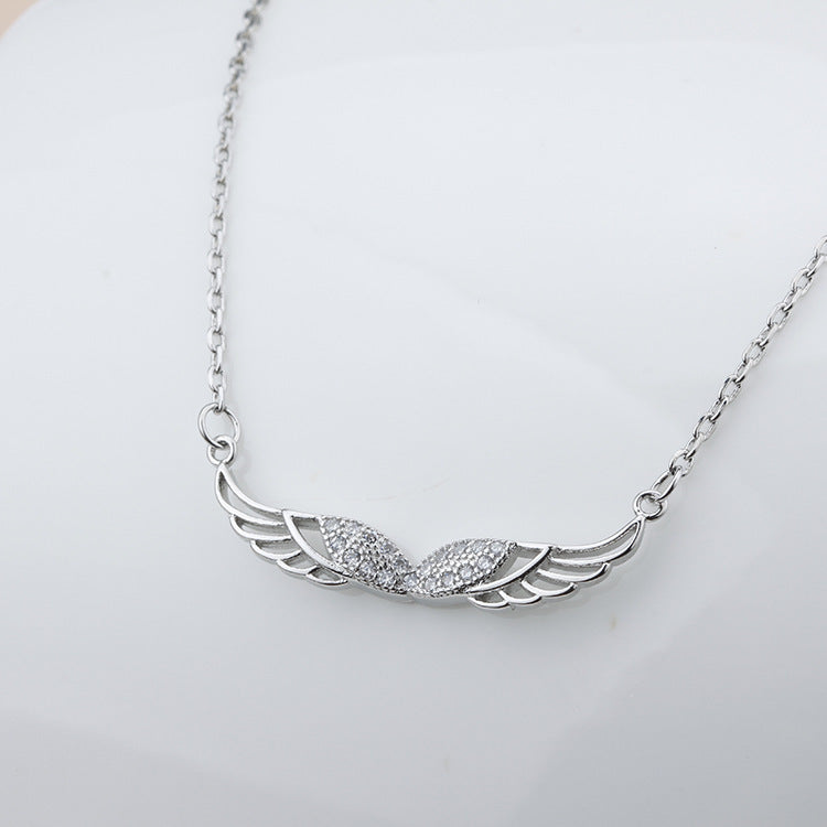 Symmetrical Wing Pendant trend beautiful necklace